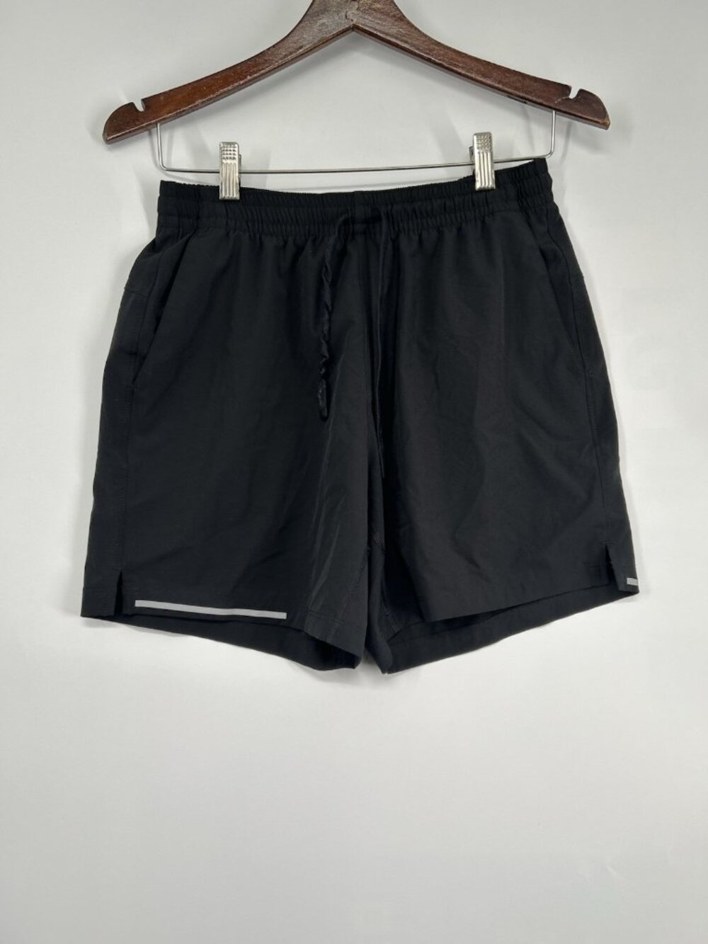 Bearbottom Clothing Mens Black Running Shorts Size Medium 5.5” Inseam